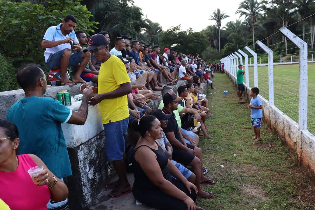 Prefeito João Luiz faz abertura do Campeonato da Canafístula - Imagem 14