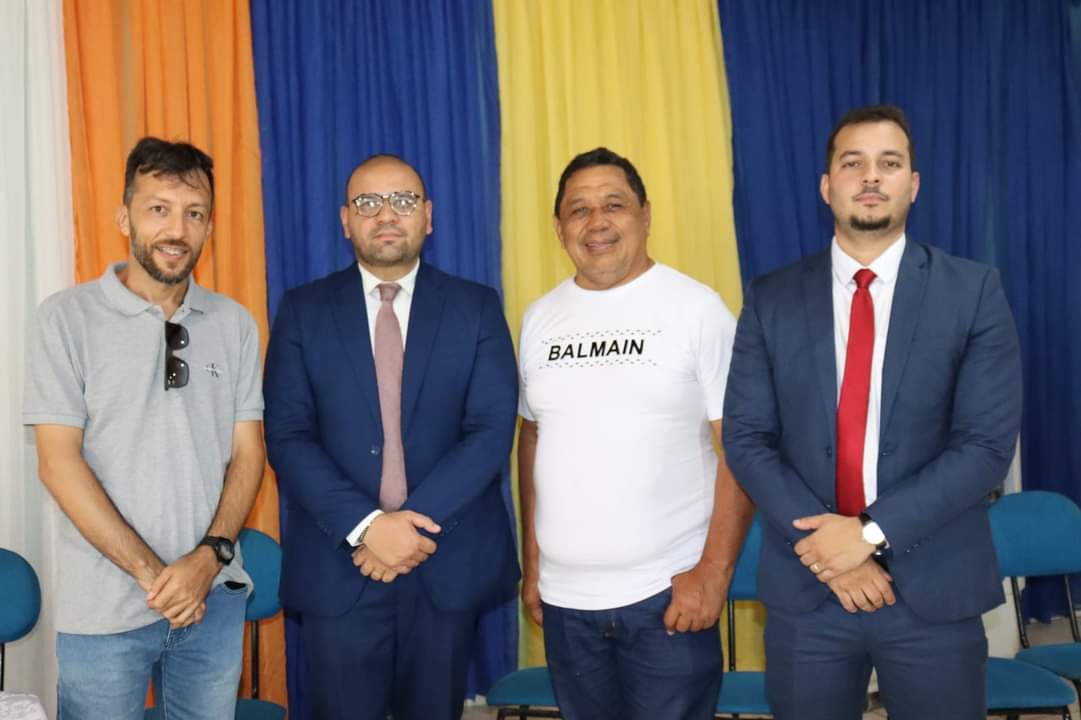 Prefeitura de Monsenhor Gil dá início o Programa Regularização fundiária  - Imagem 8