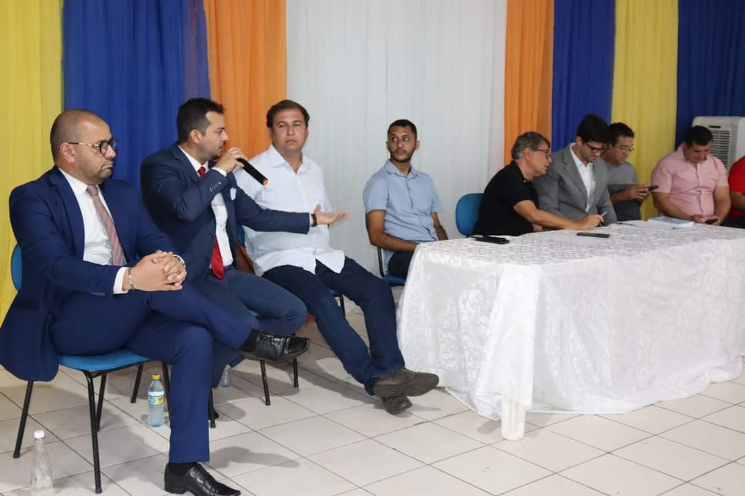 Prefeitura de Monsenhor Gil dá início o Programa Regularização fundiária  - Imagem 4