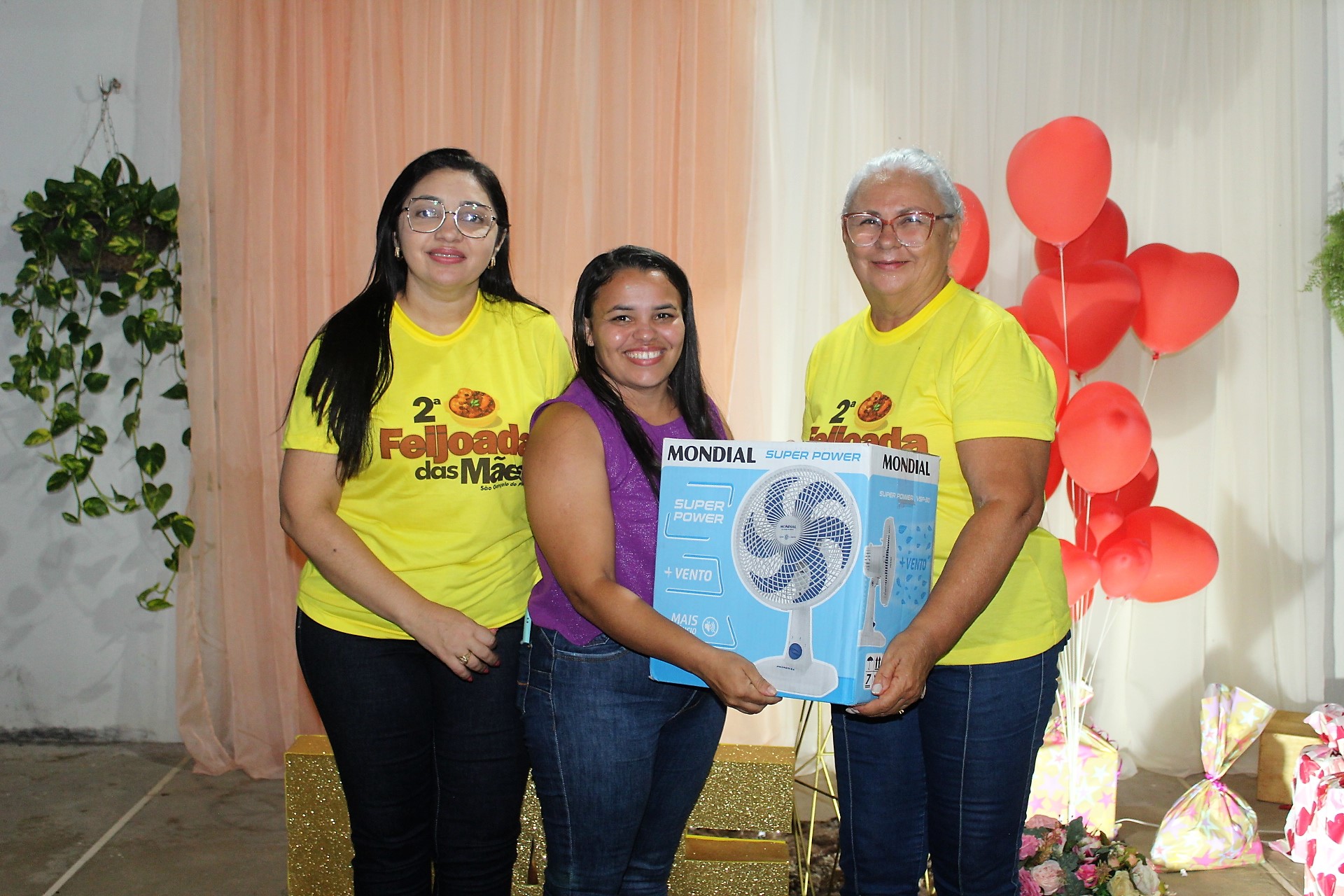 Mulheres São-gonçalenses são homenageadas na 2ª edição da Feijoada das Mães - Imagem 19
