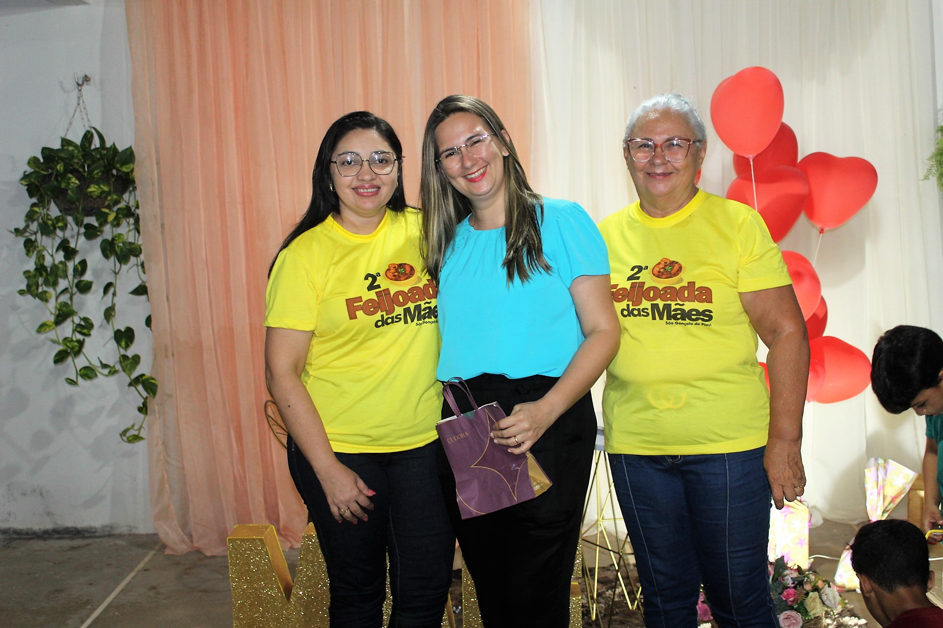 Mulheres São-gonçalenses são homenageadas na 2ª edição da Feijoada das Mães - Imagem 18