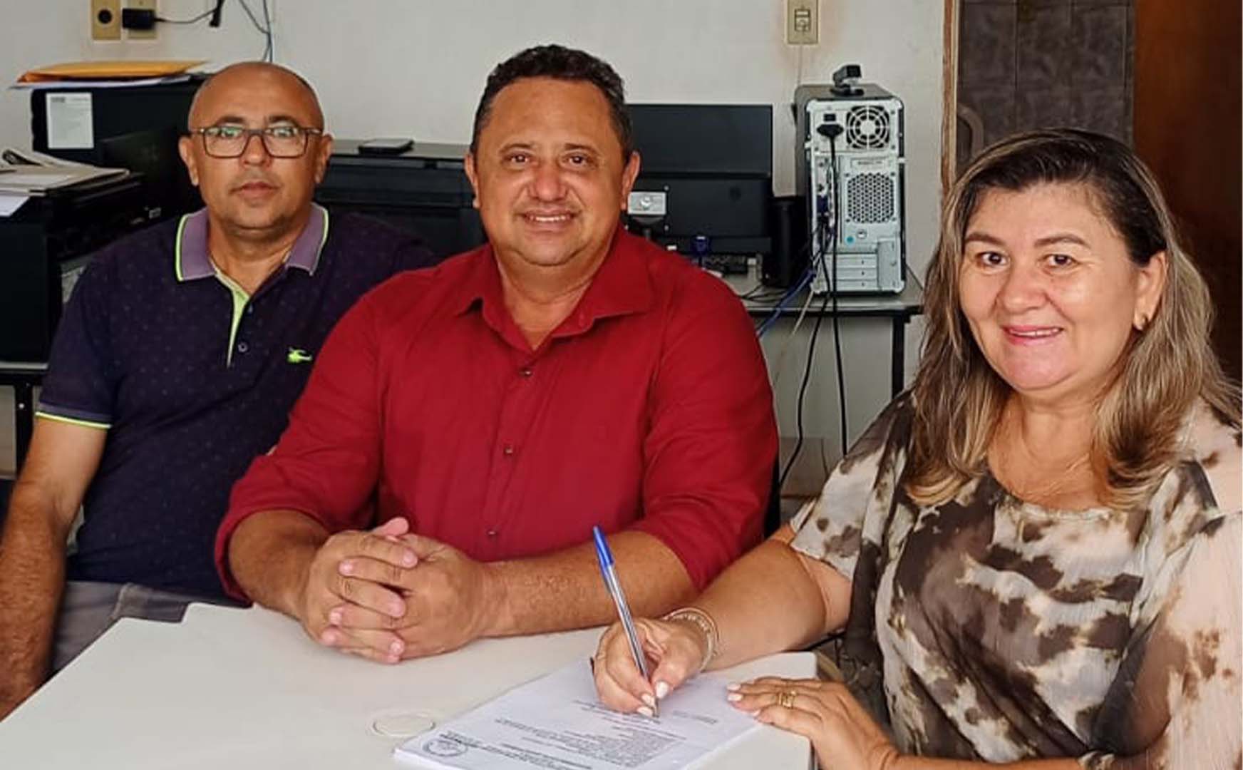 ITAINÓPOLIS: Prefeitura concede nove (09) benefícios a servidoras. - Imagem 8