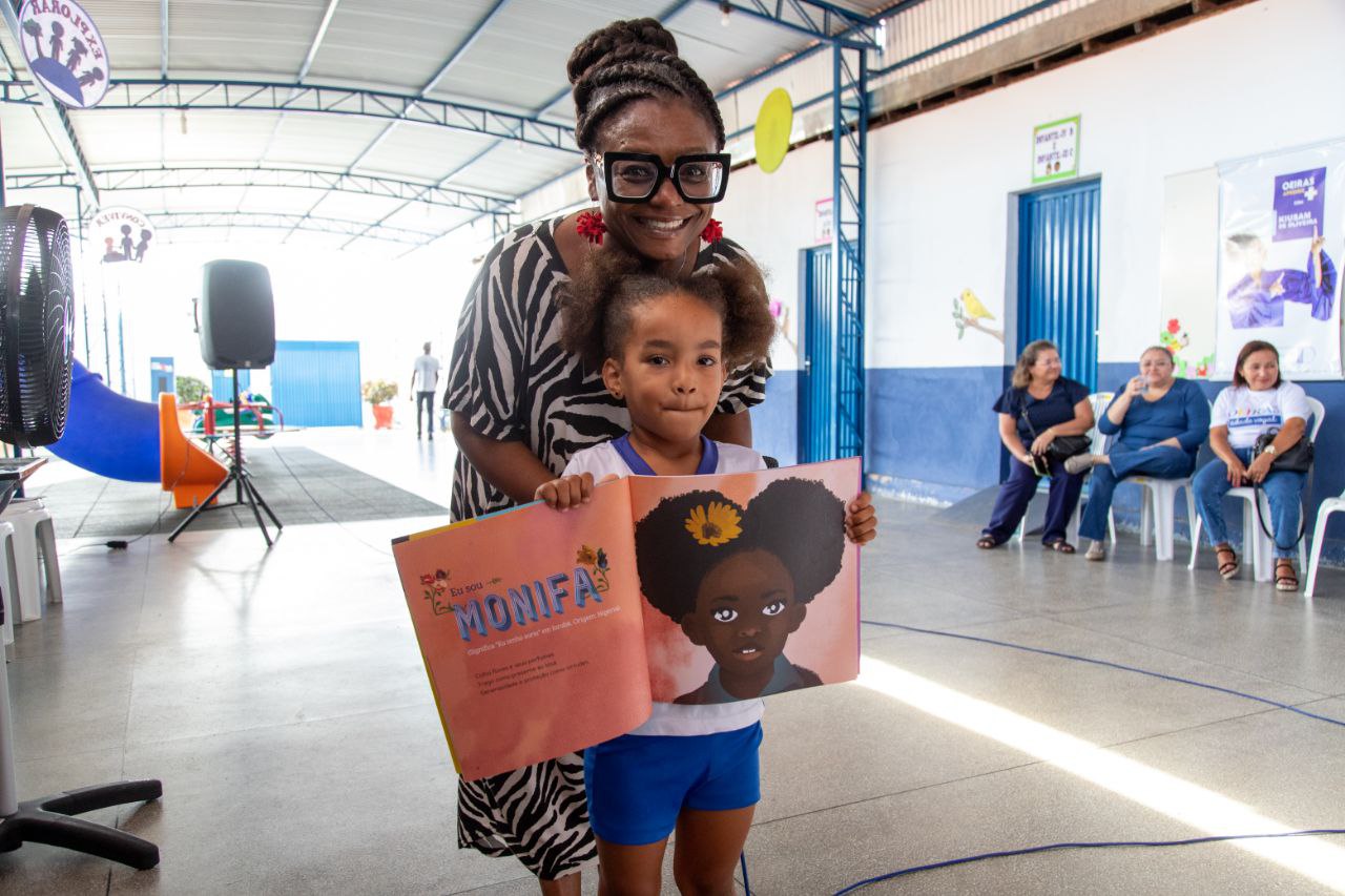 Escritora Kiusam de Oliveira visita escolas municipais de Oeiras - Imagem 3