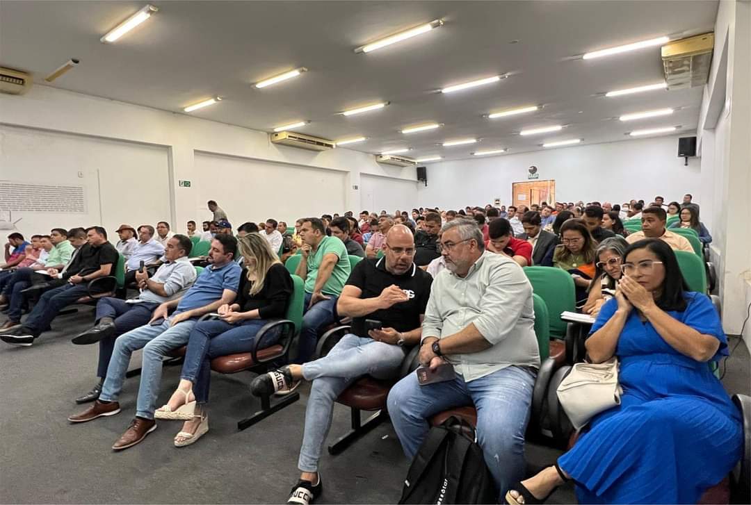 Moradia: prefeito e vice participam de evento na APPM em Teresina  - Imagem 3