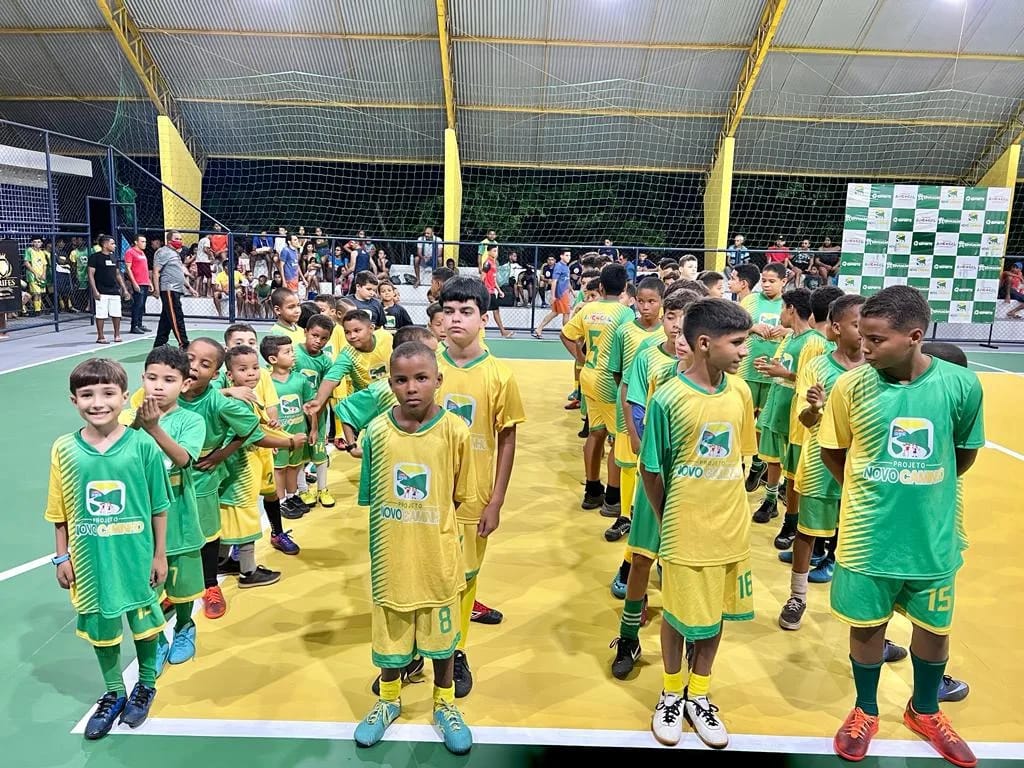 Prefeitura de Angical realiza abertura do campeonato de futsal - Imagem 7