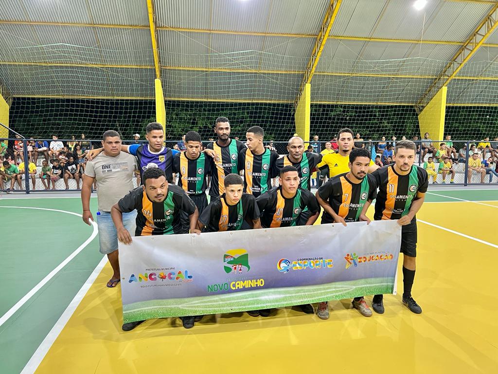 Prefeitura de Angical realiza abertura do campeonato de futsal - Imagem 1