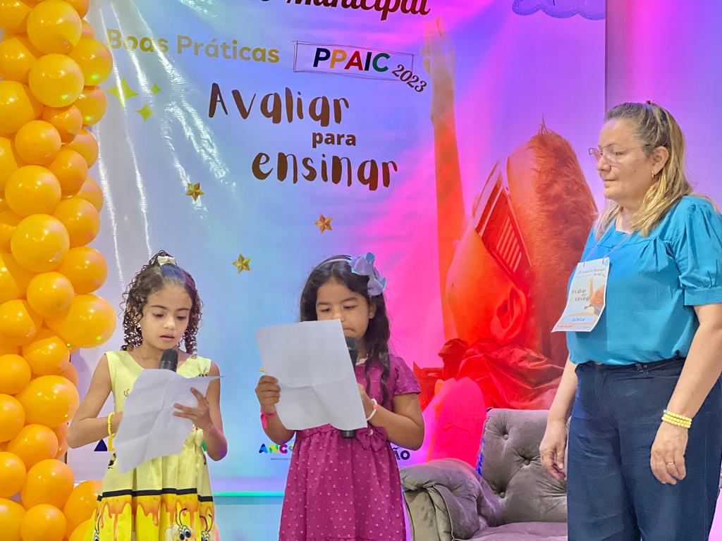 Alunos também marcaram presença no seminário em Angical. (Foto: Divulgação)