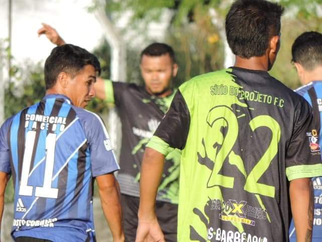 Prefeito João Luiz faz abertura do Torneio de Bairros de Futebol 2023 - Imagem 13