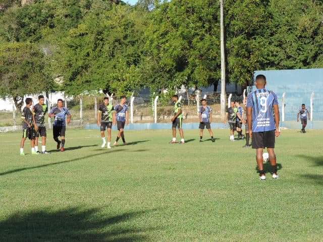Prefeito João Luiz faz abertura do Torneio de Bairros de Futebol 2023 - Imagem 15