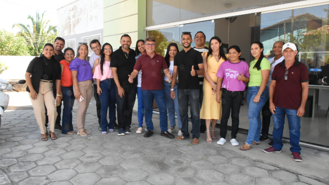 Prefeito João Luiz visita Unidade Básica de Saúde no bairro Vila Nova