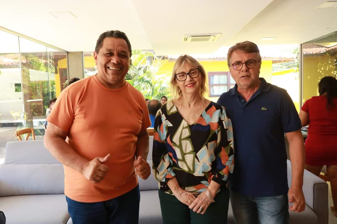 Prefeito reúne equipe e define data da 21a Semana Cultural de Mons. Gil  - Imagem 2