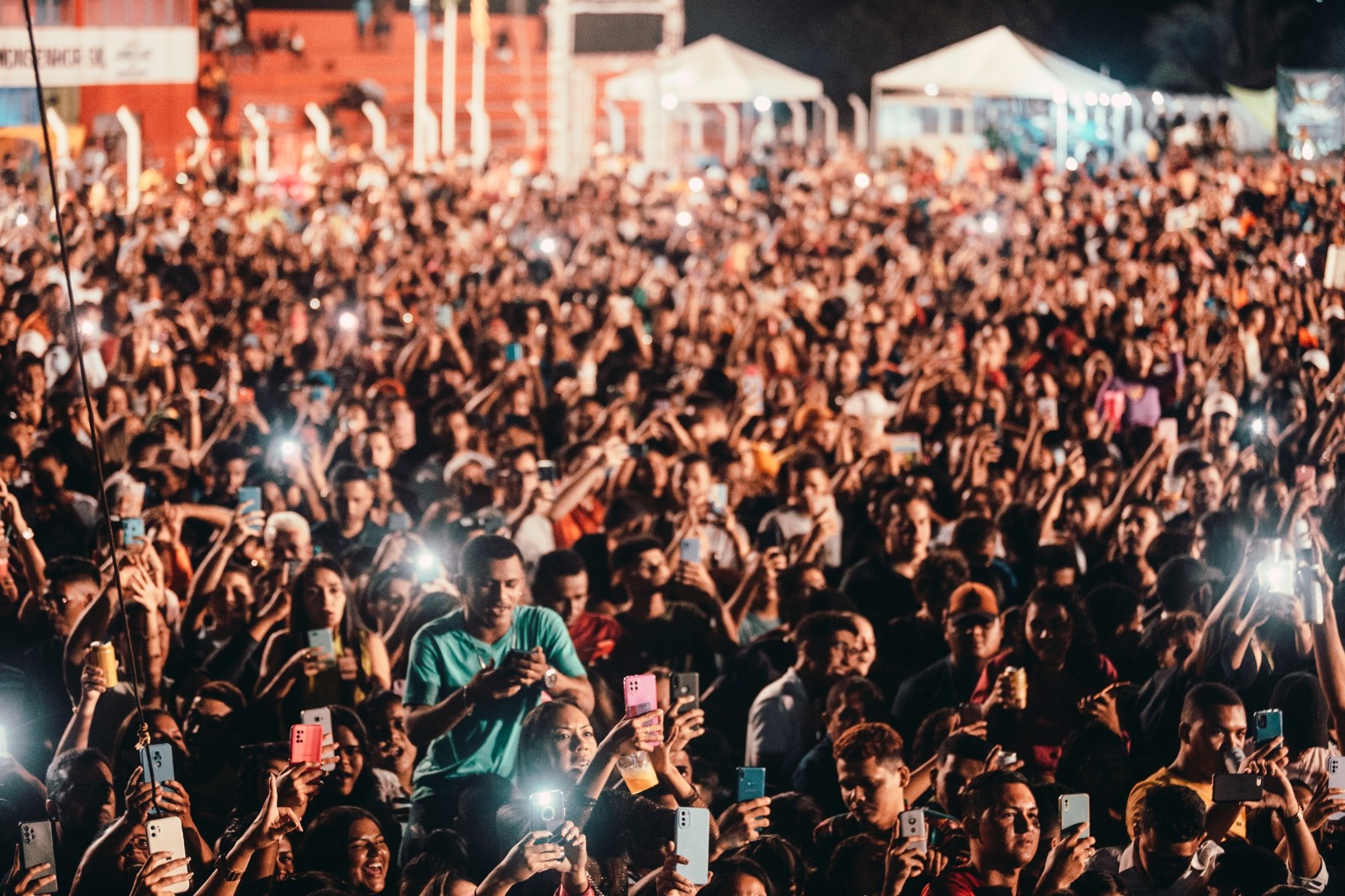 Prefeito reúne equipe e define data da 21a Semana Cultural de Mons. Gil  - Imagem 8