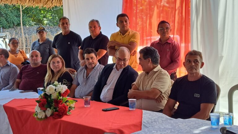 Prefeita Vilma Lima participa de solenidade de entrega de títulos de terra - Imagem 4