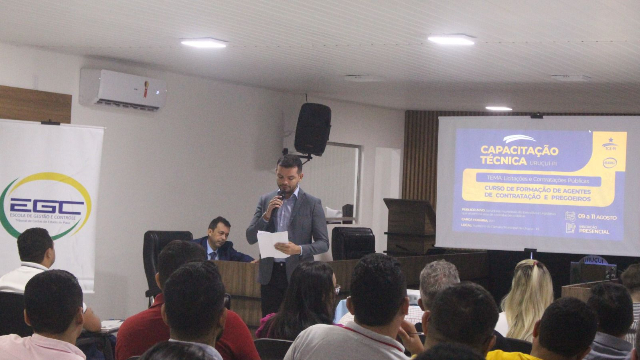 Curso de Formação de Agentes de Contratação e Pregoeiros em Uruçuí-PI“