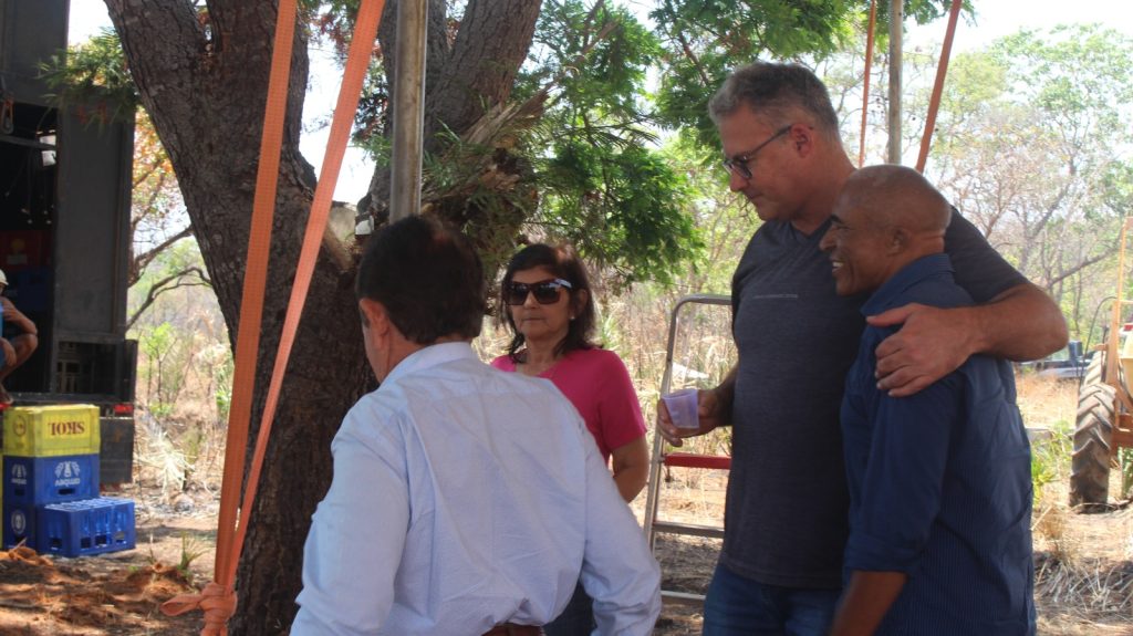 Reconhecimento ao Prefeito de Uruçuí pela construção da Estrada da Cabeluda - Imagem 2