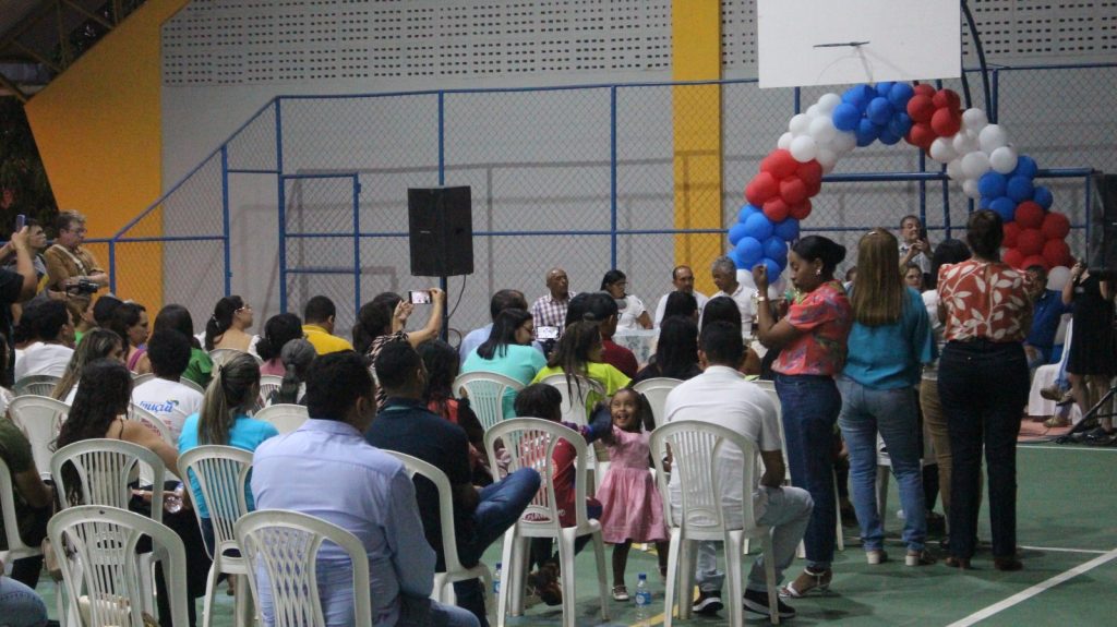 Prefeito Dr. Wagner Coelho Inaugura Quadra Poliesportiva “Durval Barros Coe - Imagem 1