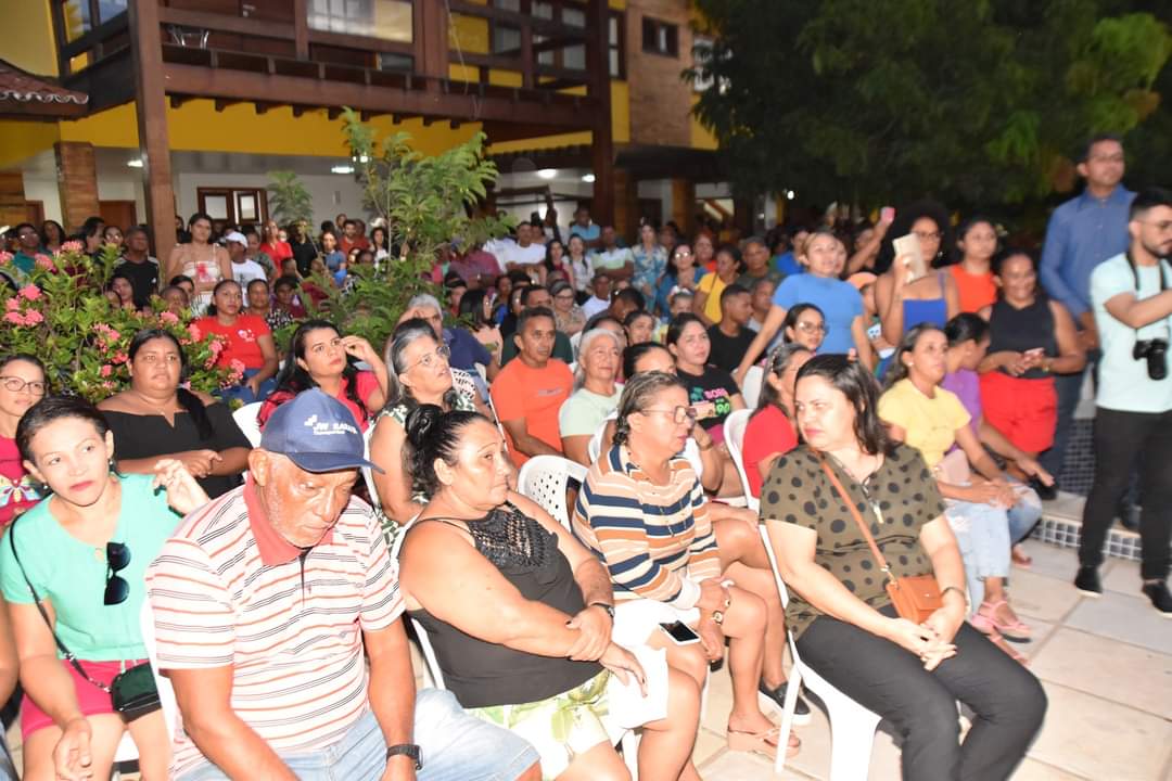 Prefeito João Luiz apresenta a pré candidatura a prefeito de Evandro Abreu  - Imagem 13