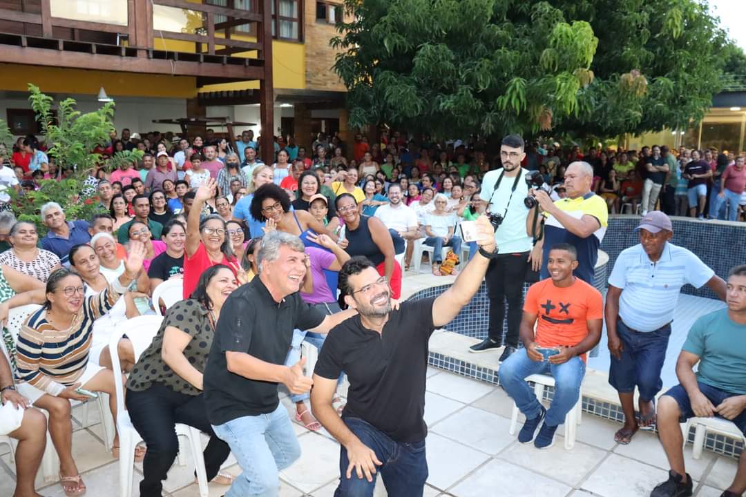 Prefeito João Luiz apresenta a pré candidatura a prefeito de Evandro Abreu  - Imagem 19