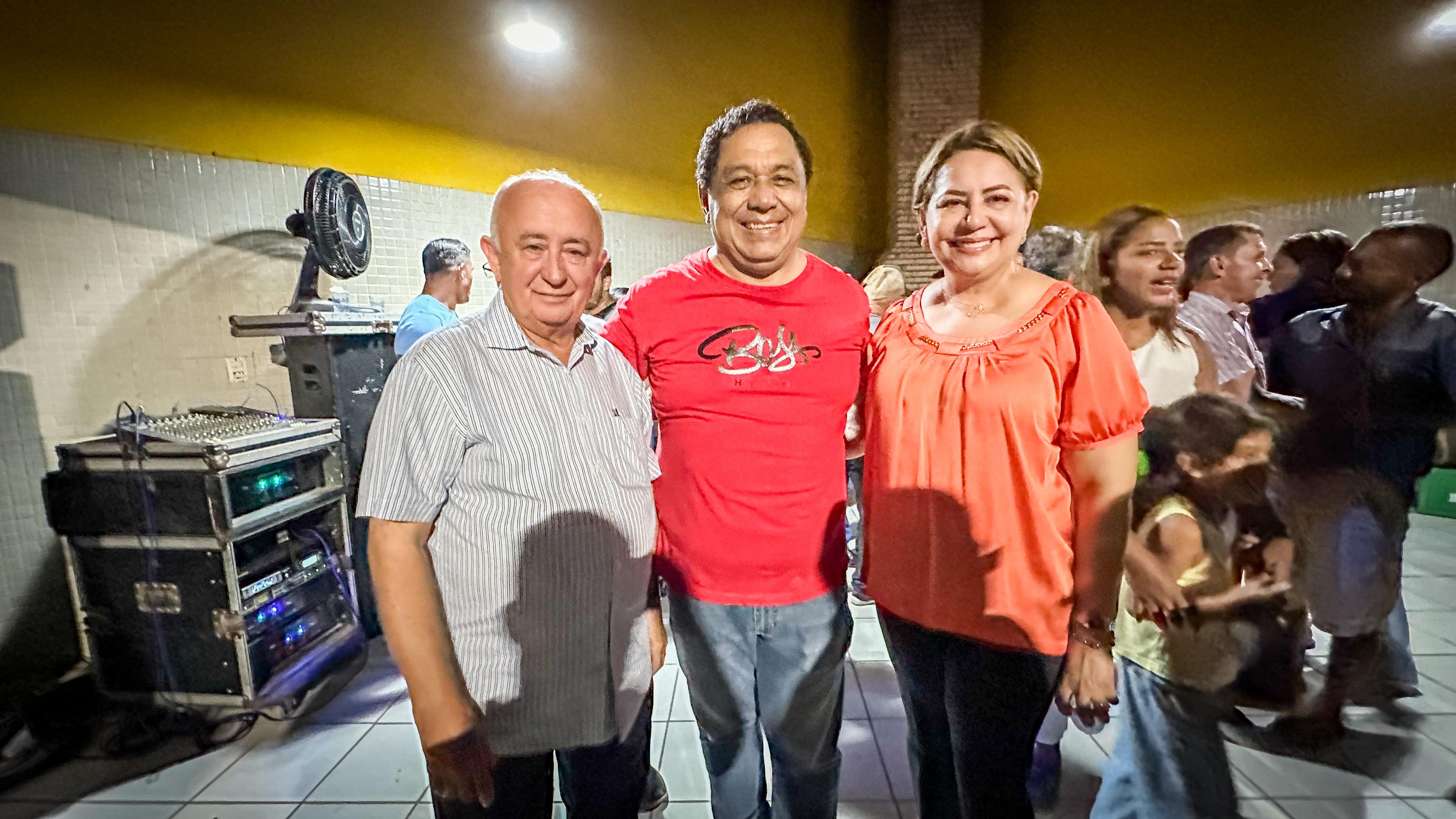 Prefeito João Luiz apresenta a pré candidatura a prefeito de Evandro Abreu  - Imagem 9
