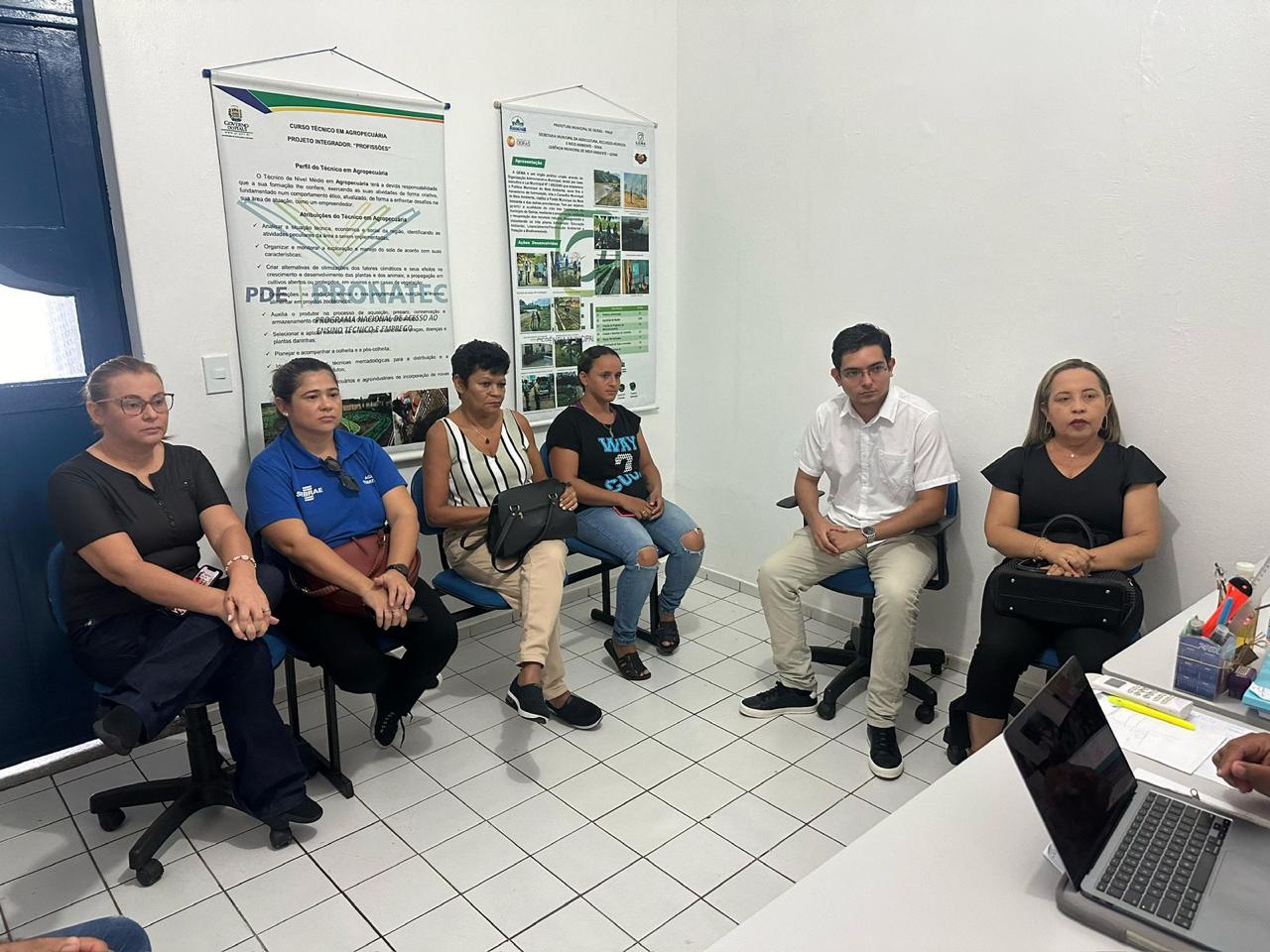 Secretária de Desenvolvimento Agrário participa de visita técnica. - Imagem 1