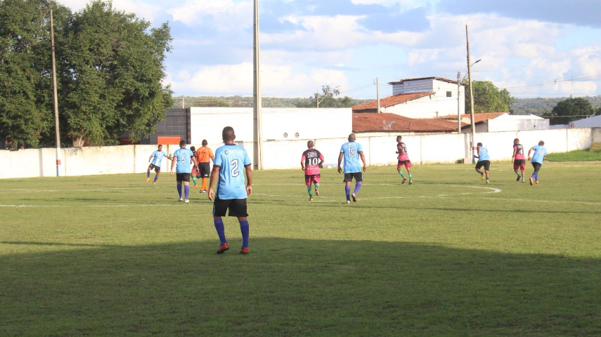Emoção e Talento no Início do Campeonato de Veteranos em Uruçuí