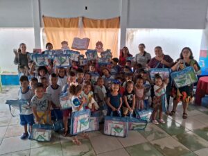 Secretaria Municipal de Educação Entregam Livros Didáticos para Educação  - Imagem 7