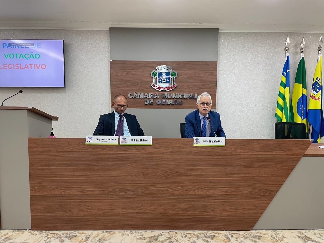 Câmara mantém parecer do TCE-PI e aprova contas de Lukano Sá e Zé Raimundo