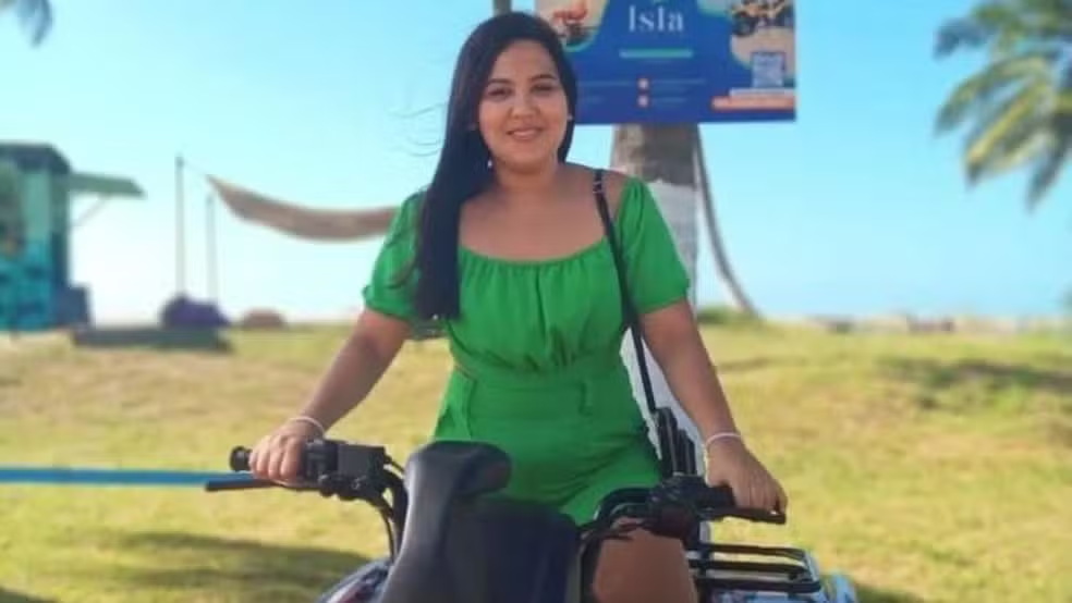 úlia Rafaela, de 17 anos, foi morta a tiros  (Foto: Reprodução)