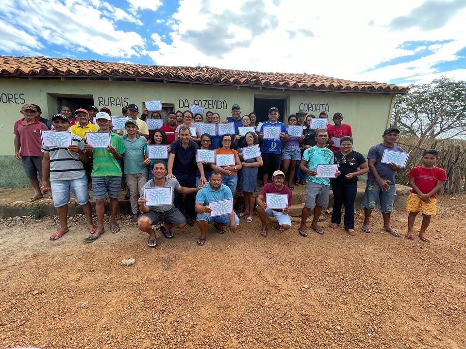 Oeiras qualifica produtores rurais e fortalece apicultura e avicultura 