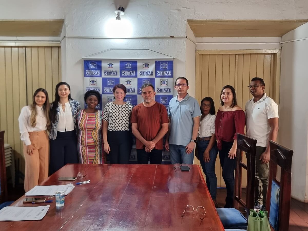 Prefeitura de Oeiras empossa seis novos servidores aprovados em concurso 