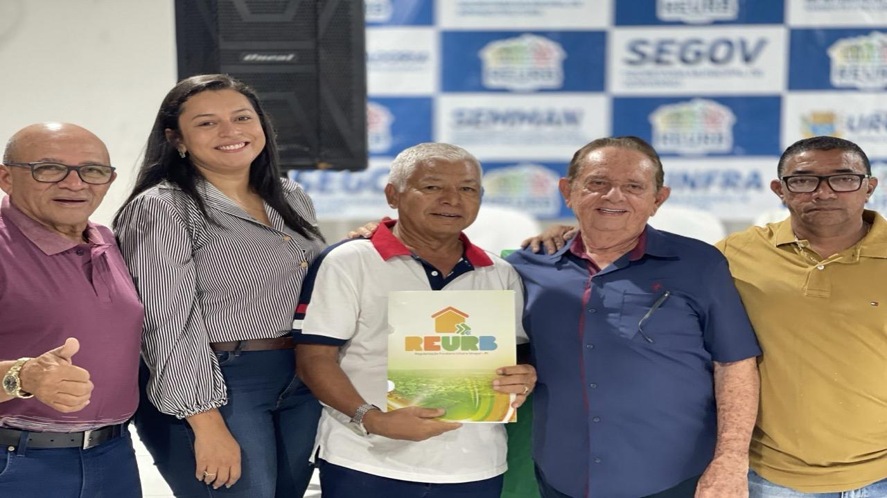 Avanços em Urbanização: Prefeitura de Uruçuí Entrega Mais de 300 Certidões 