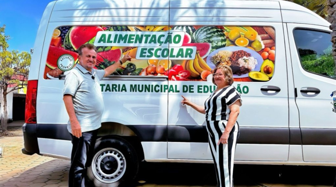 Prefeitura de Campo Maior entrega novos veículos para a educação municipal