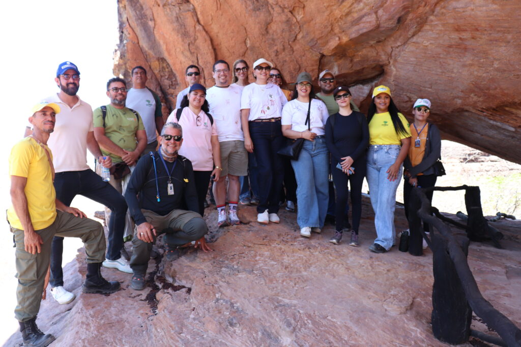 Secretário de Turismo do Estado, Daniel Oliveira, realiza visita técnica ao Parque Nacional Serra da Capivara, Circuito Serra Branca - Imagem 6