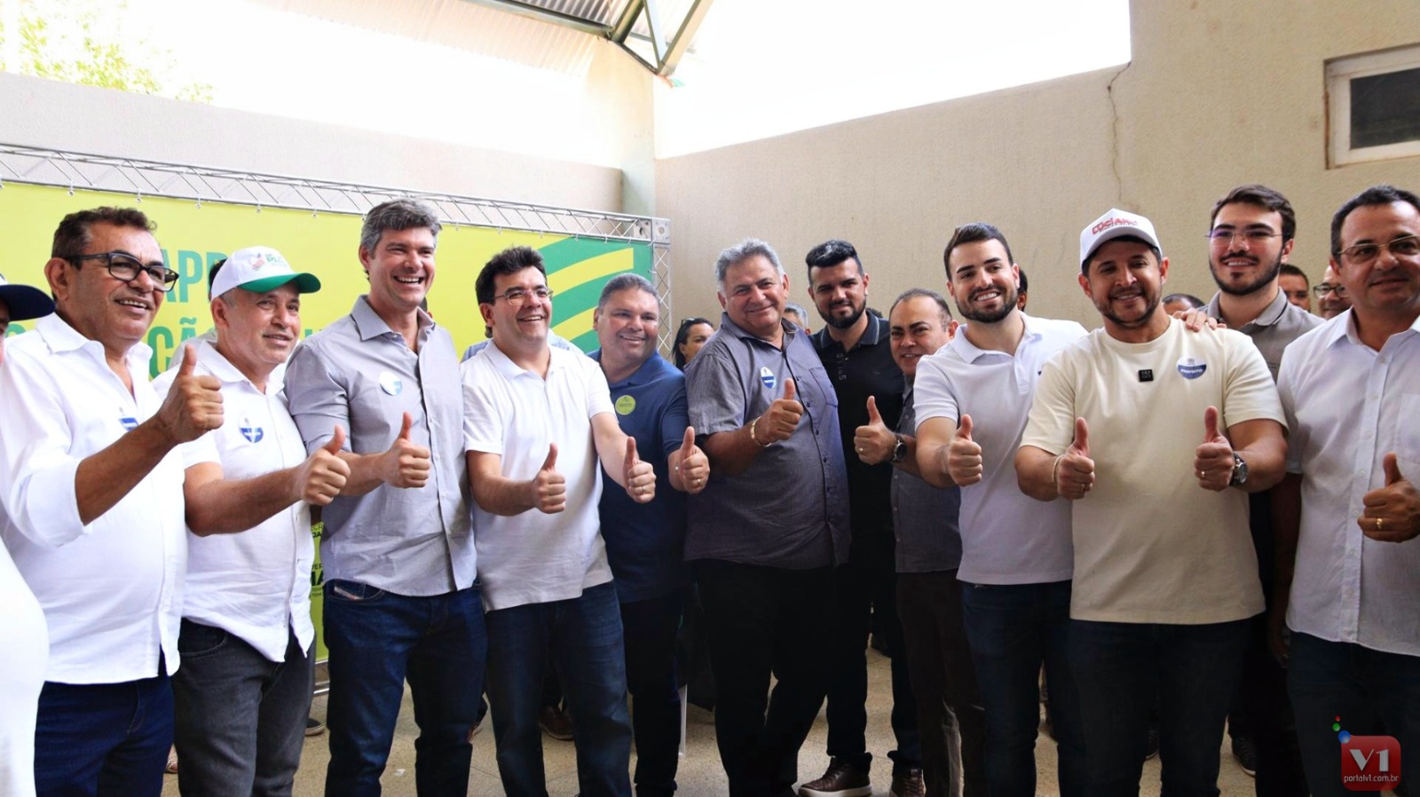 Governador Rafael Fonteles inaugura obras e anuncia novos investimentos em Valença do Piauí - Imagem 2