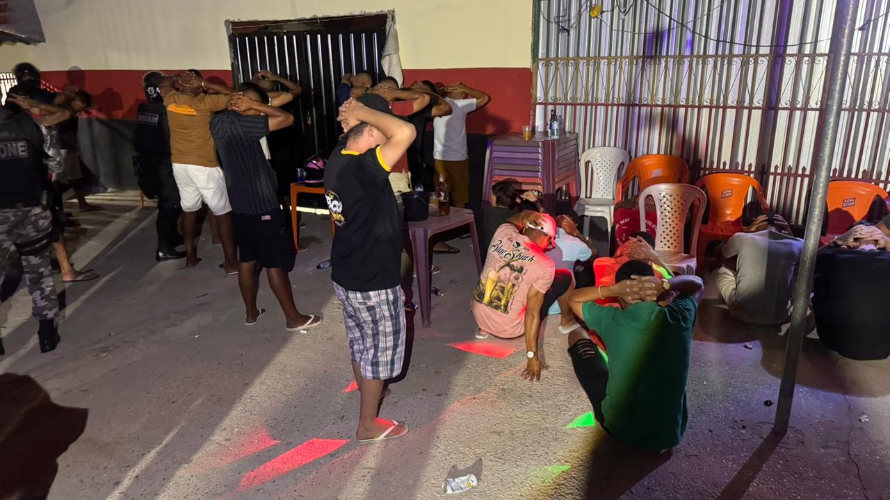 Polícia interrompe baile de reggae durante investigação de homicídio em Teresina | Foto: Polícia Militar