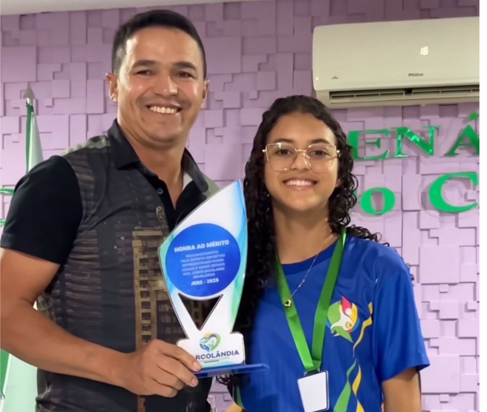 Prefeitura de Marcolândia realiza homenagem às atletas que representaram o município nos Jogos Escolares Brasileiros 2025 - Imagem 2