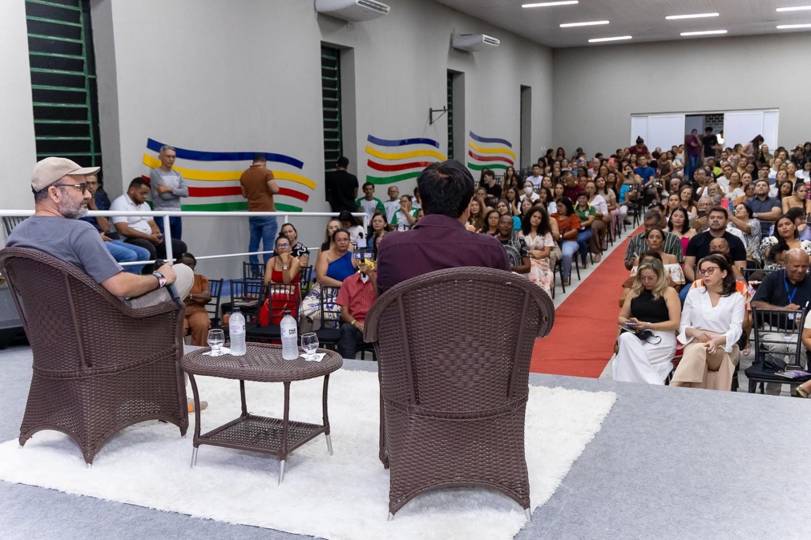 Prefeito Marcelo Costa prestigia Salão do Livro e reforça apoio à cultura de Valença do Piauí - Imagem 1