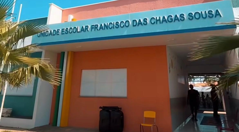 Prefeitura de São José do Divino entrega reforma e ampliação da U.E. Francisco das Chagas Sousa