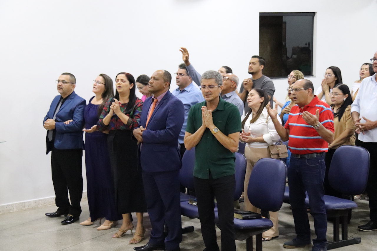 Semana do Evangélico segue com culto na Igreja Nova Vida e fortalece união das igrejas em Marcolândia - Imagem 6