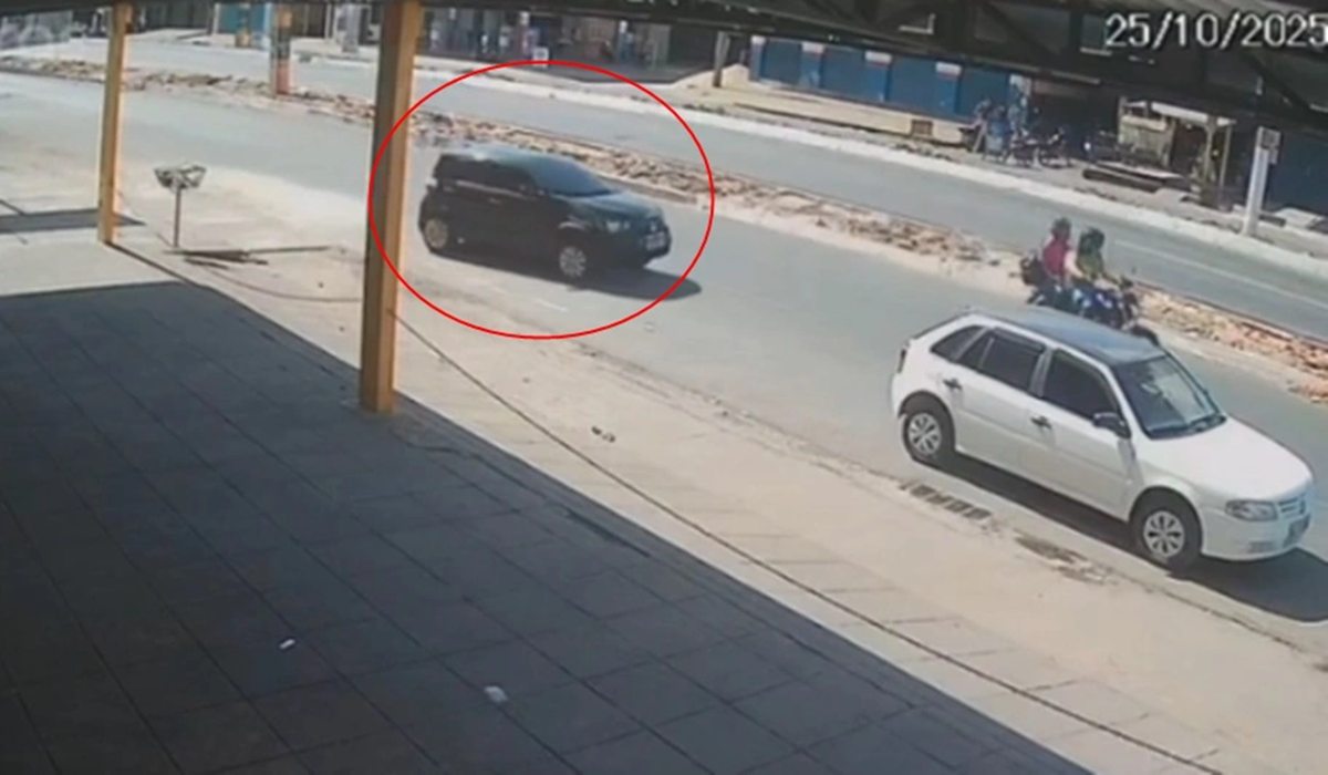 Câmera de segurança registra ação criminosa (Foto: Reprodução)