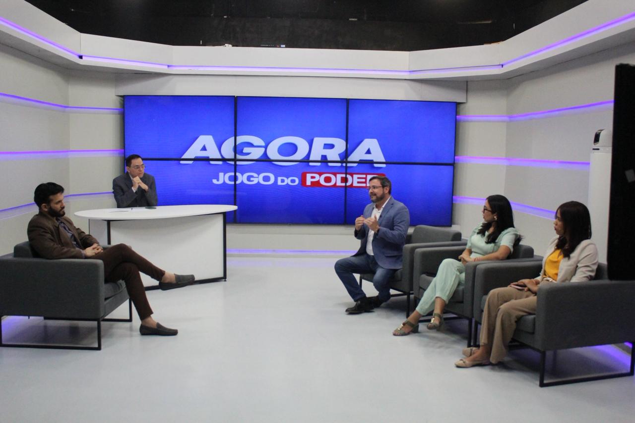 Fábio Novo responde perguntas dos comentaristas do Jogo do Poder, na TV Meio Norte - Foto: Raíssa Morais
