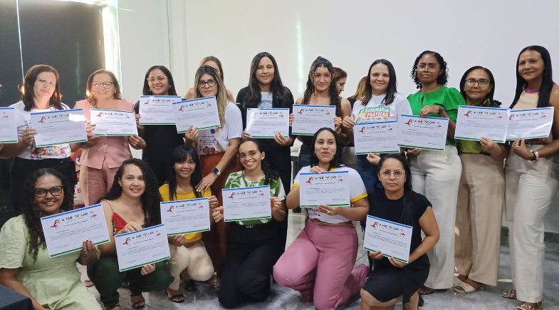 Nazária conquista duas premiações no III Seminário Regional do PPAIC em Teresina