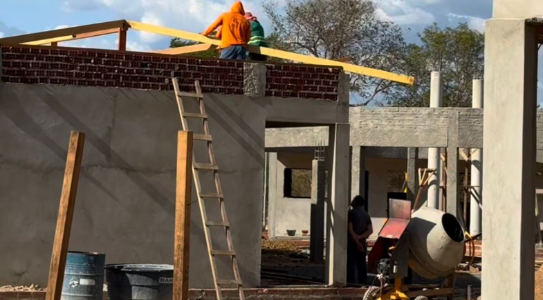 Obras de construção da Escola do Café do Vento em Jatobá do Piauí segue a todo vapor