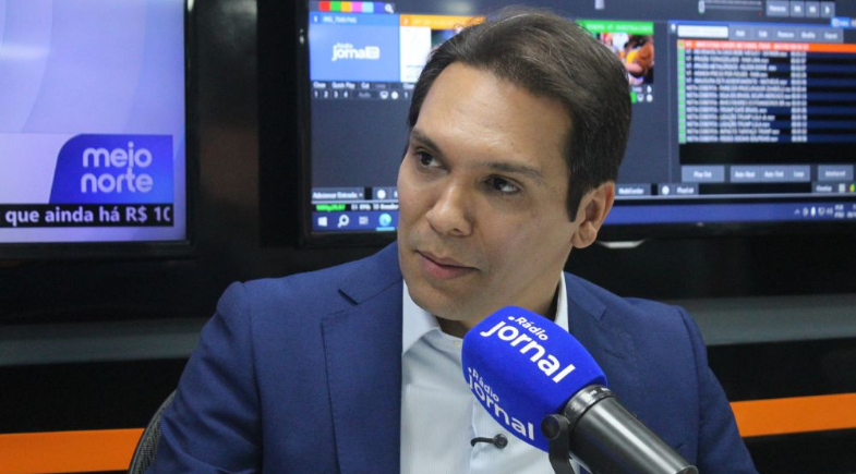 Gestão de Dr. Gilberto investe em valorização de professores e expansão da saúde