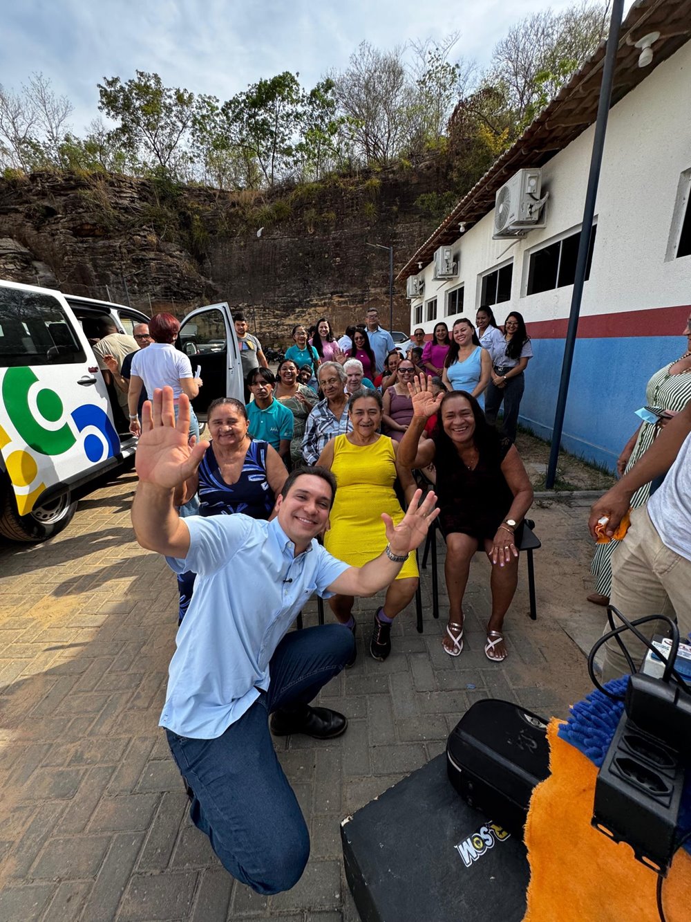 Van do CAPS I é o nono veículo entregue pelo prefeito Dr. Gilberto Júnior - Imagem 1