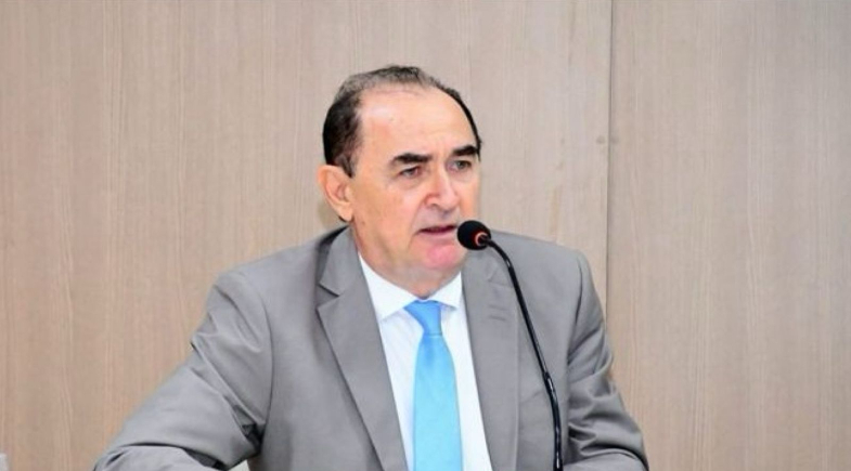 Prefeito Antônio Reis marca presença no lançamento do projeto Ambiente EscoLar