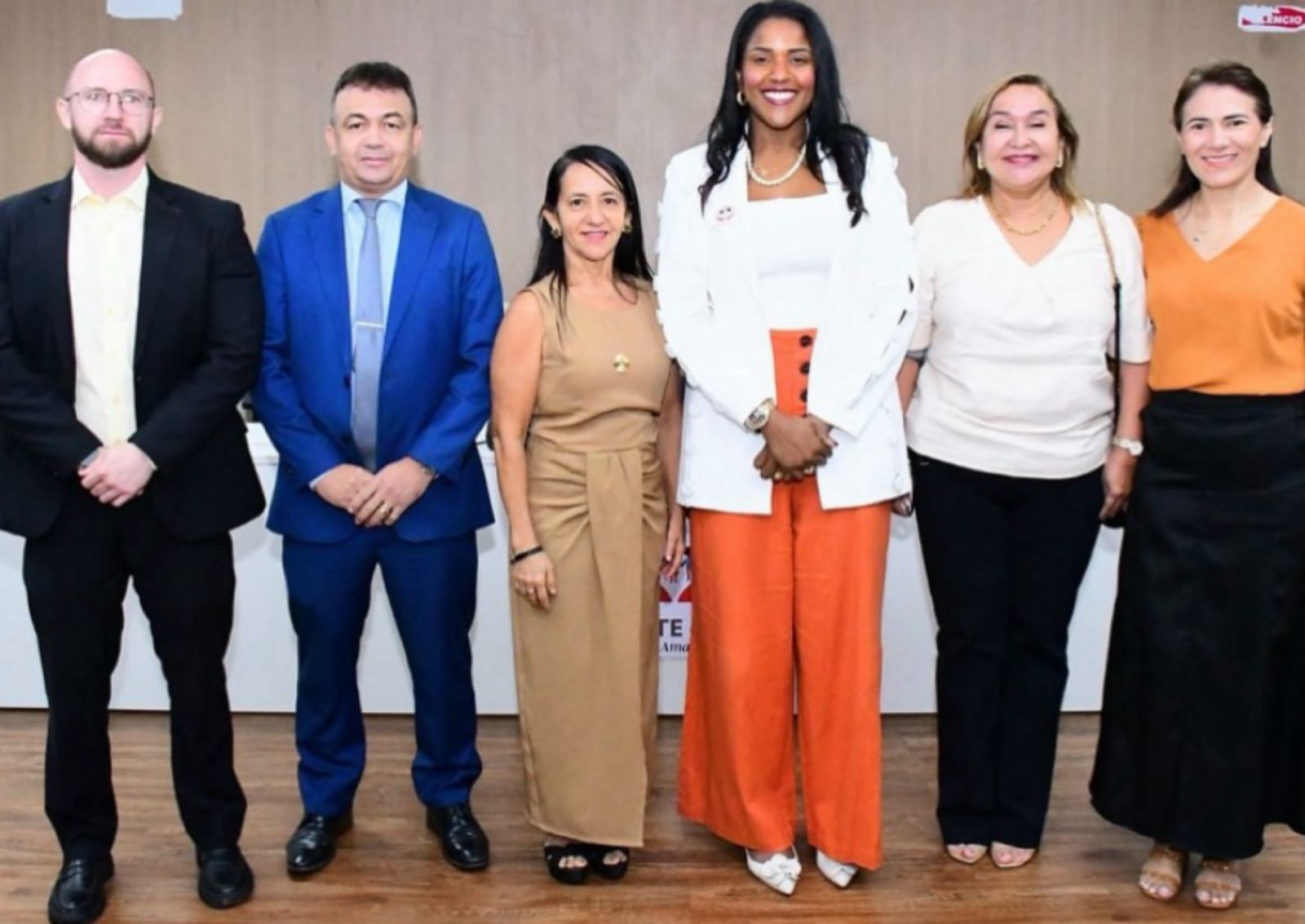 Prefeito Antônio Reis marca presença no lançamento do projeto Ambiente EscoLar - Imagem 3