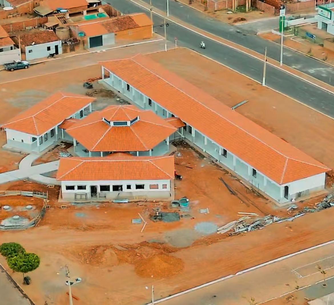 Obra de nova escola - Foto: Prefeitura de Queimada Nova