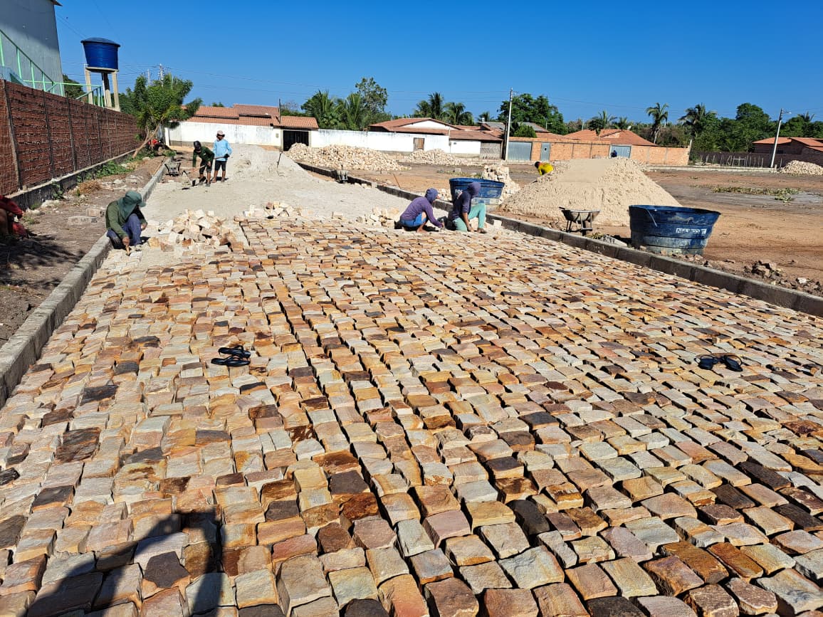 Pavimentação em calçamento - Foto: Prefeitura de São João do Arraial