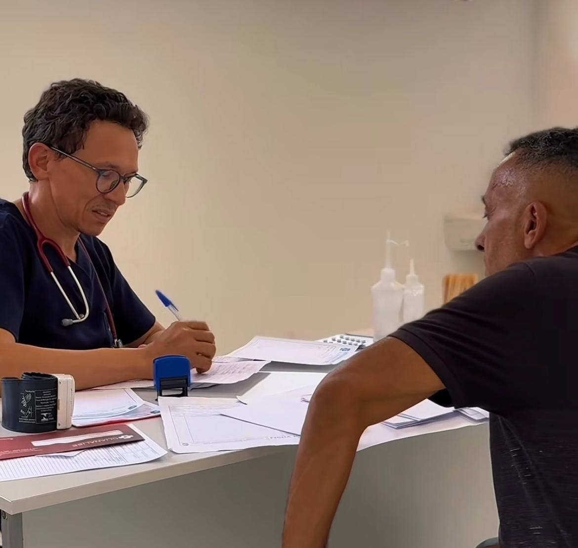 Atendimento médico no Povoado Pinas - Foto: Prefeitura de Ribeiro Gonçalves